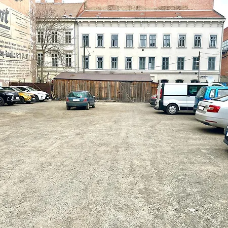 Heart Of The City Cozy Corner With Free Parking & Ac Budapest Exterior photo