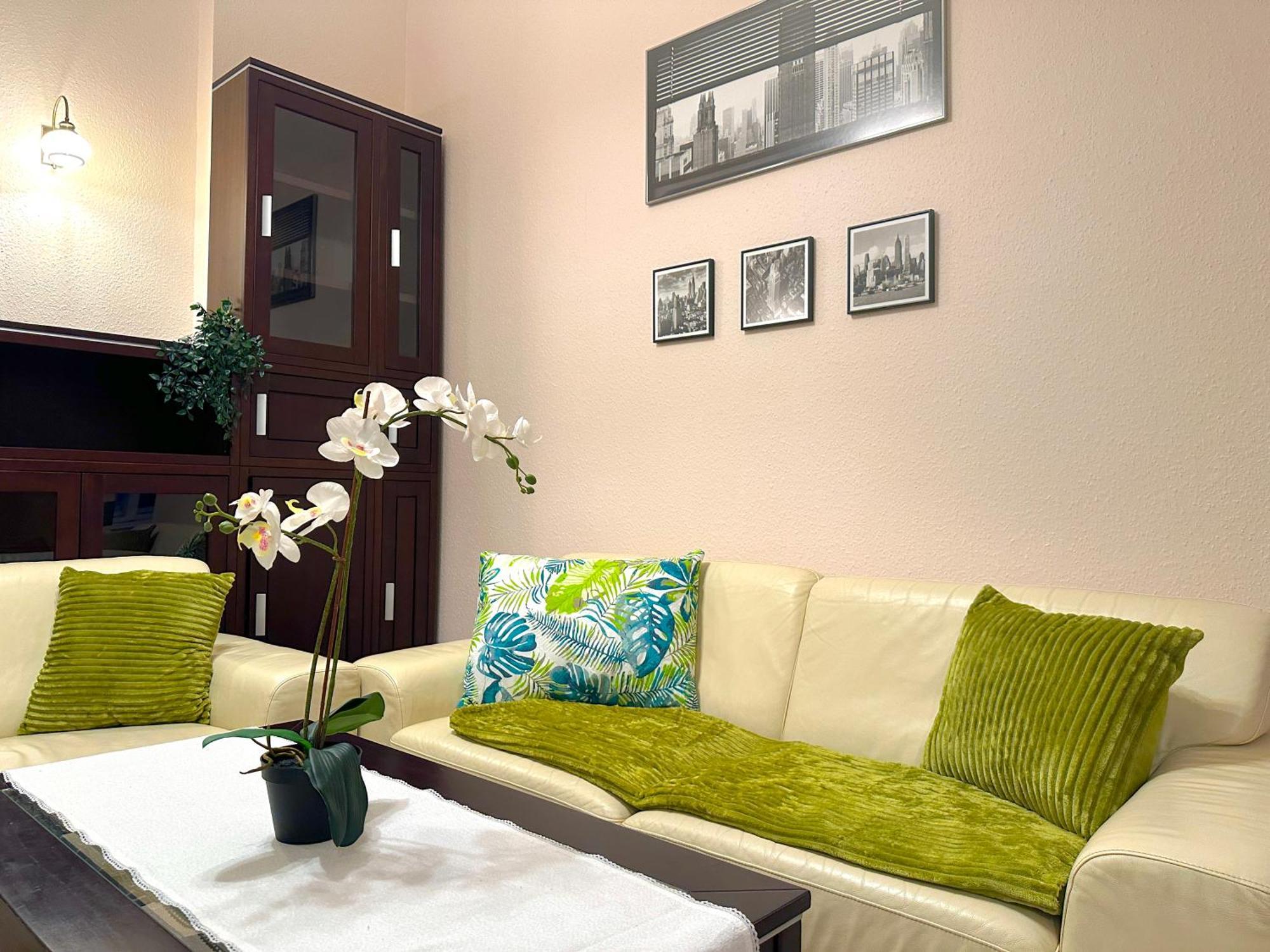 Heart Of The Cozy Corner With Free Parking & Ac Apartamento
